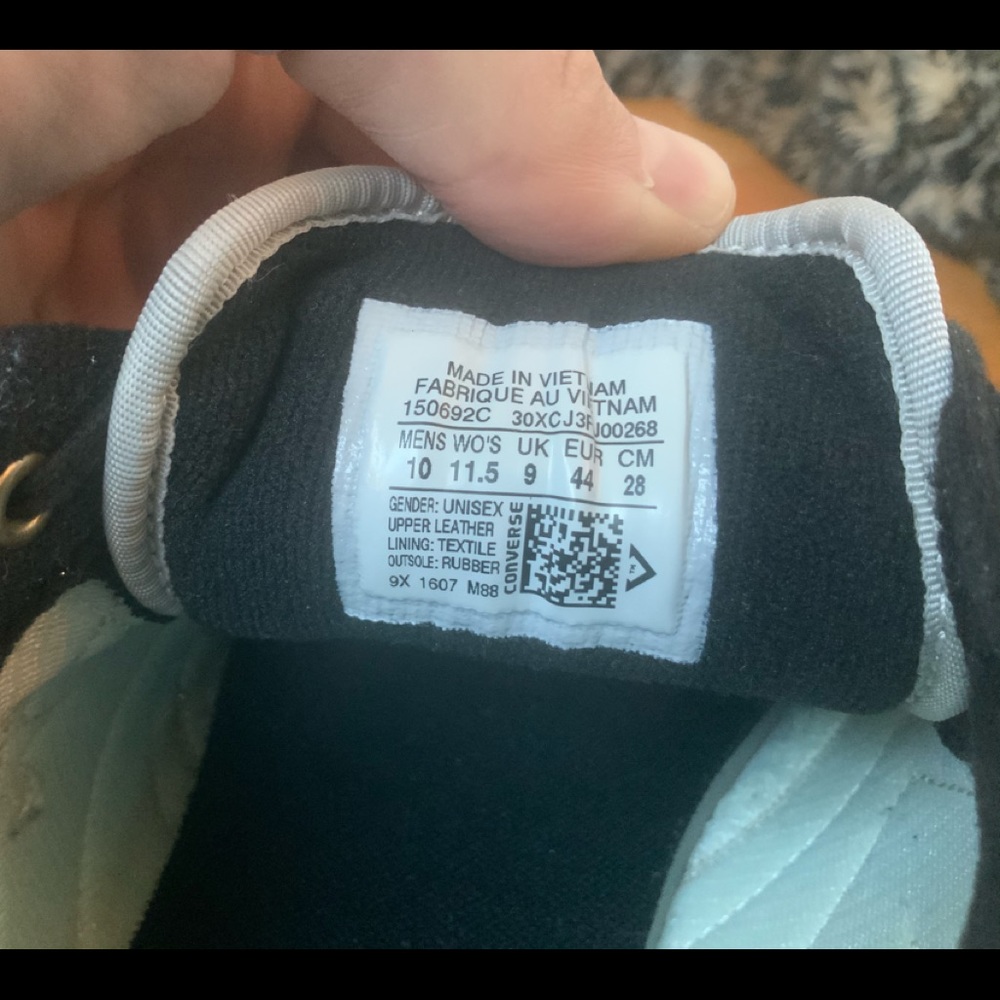 Converse Gold Glitter Sneaker - Unisex